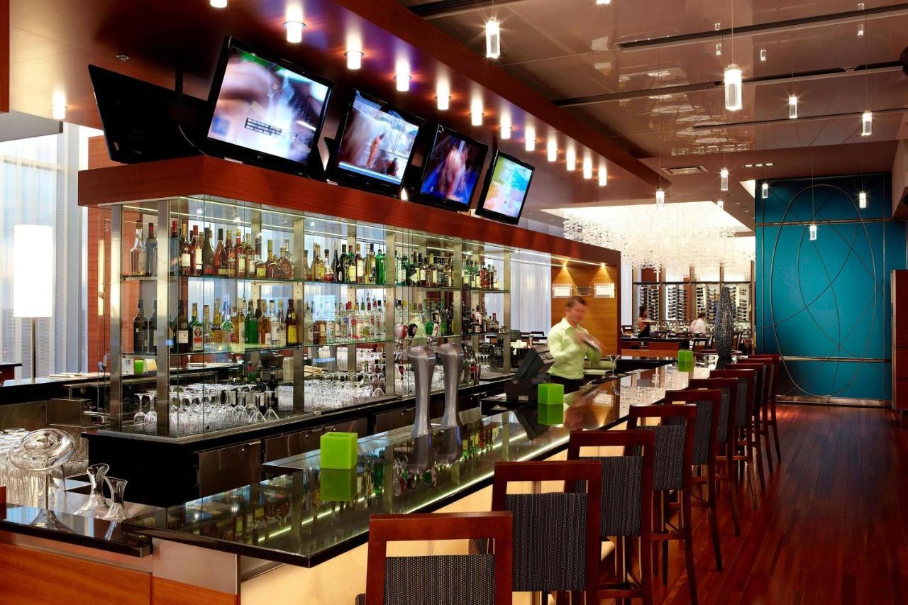 Marriott Montreal Airport In-Terminal Hotel Dorval Esterno foto