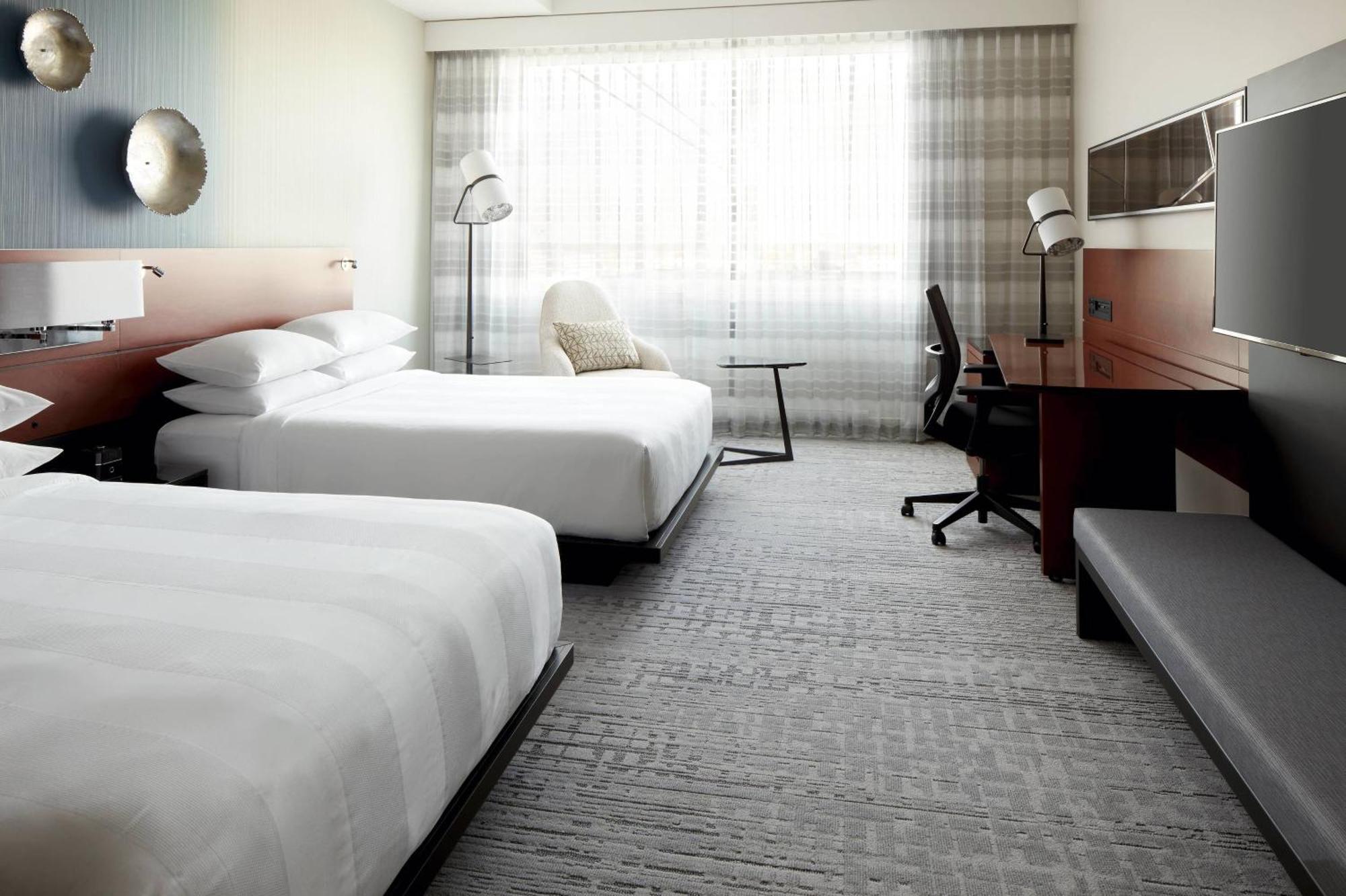 Marriott Montreal Airport In-Terminal Hotel Dorval Esterno foto