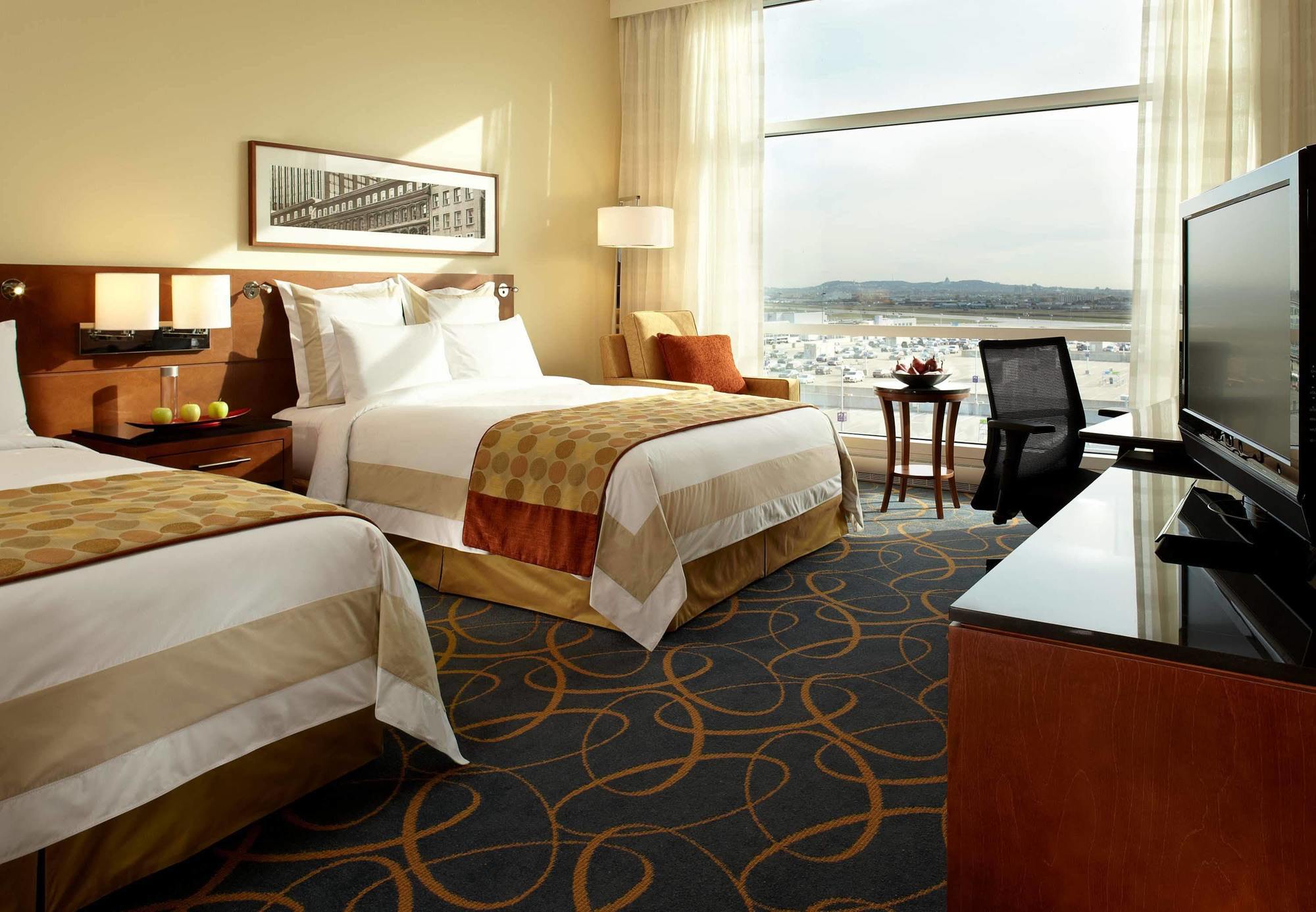 Marriott Montreal Airport In-Terminal Hotel Dorval Esterno foto